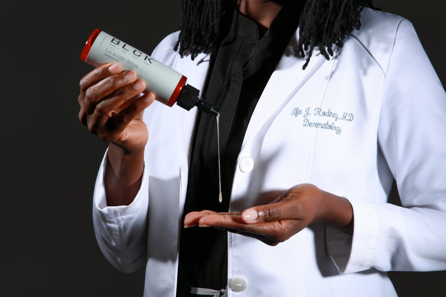 BLCK Lux Scalp Detox Hair Serum Cleanser